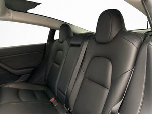 Tesla Model 3 bild 16