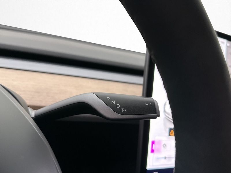 Tesla Model 3 bild 32