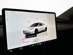 Tesla Model 3 bild 23