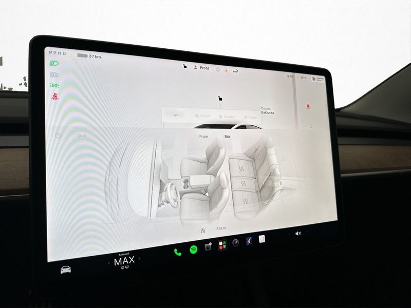 Tesla Model 3 bild 28