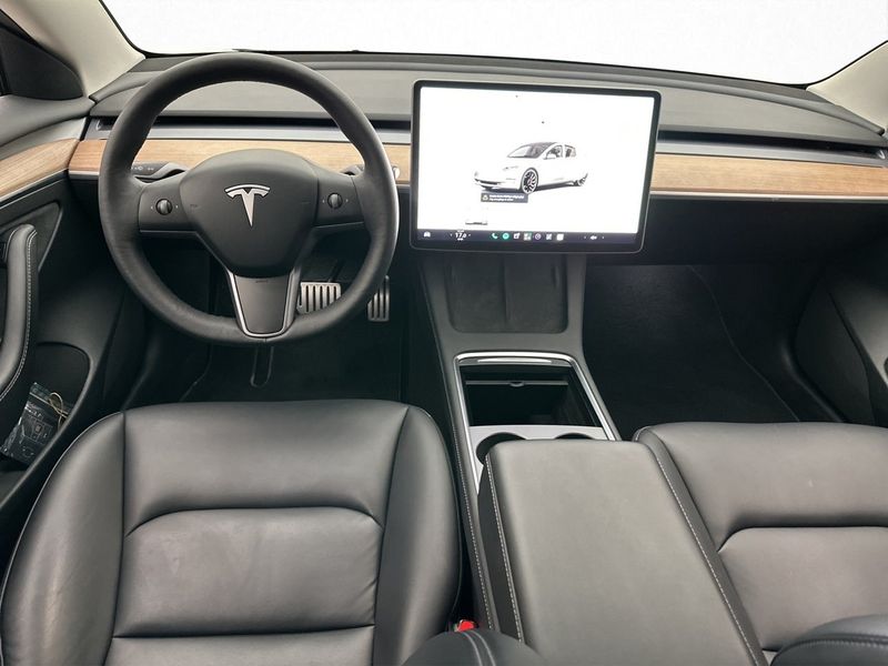 Tesla Model 3 bild 17