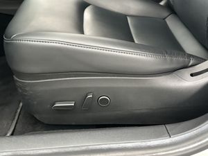 Tesla Model 3 bild 14