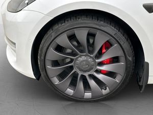 Tesla Model 3 bild 11