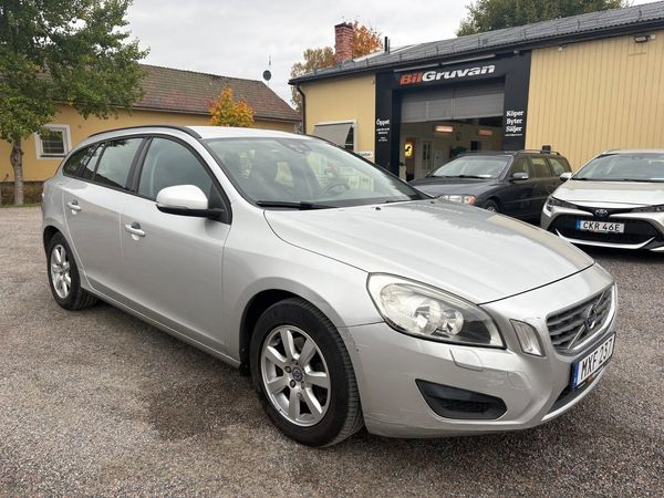 Volvo V60 D2 115hk Dragkrok/Värmare/Ny Kamrem - 2013