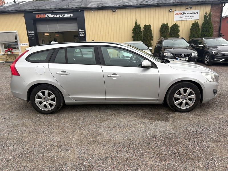 Volvo V60 bild 2