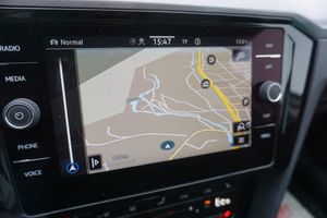 Volkswagen Passat bild 9