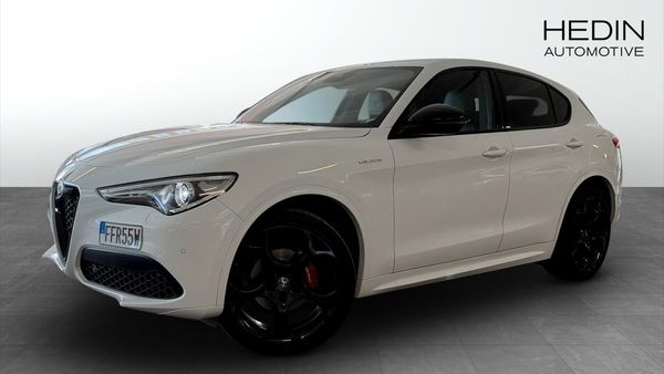 Alfa Romeo Stelvio VELOCE 2.0 280HK AWD Backkamera Carplay - 2022