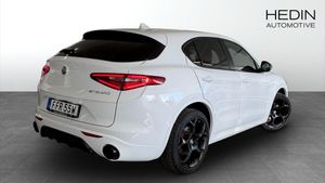 Alfa Romeo Stelvio bild 2