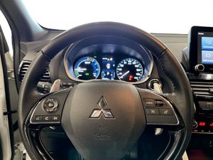 Mitsubishi Eclipse Cross bild 8