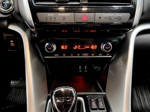 Mitsubishi Eclipse Cross bild 13