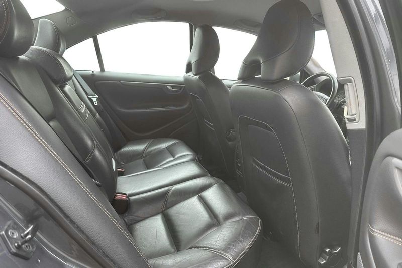Volvo S60 bild 8