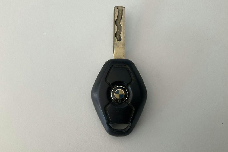 BMW 323 bild 18