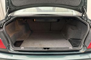 BMW 323 bild 9