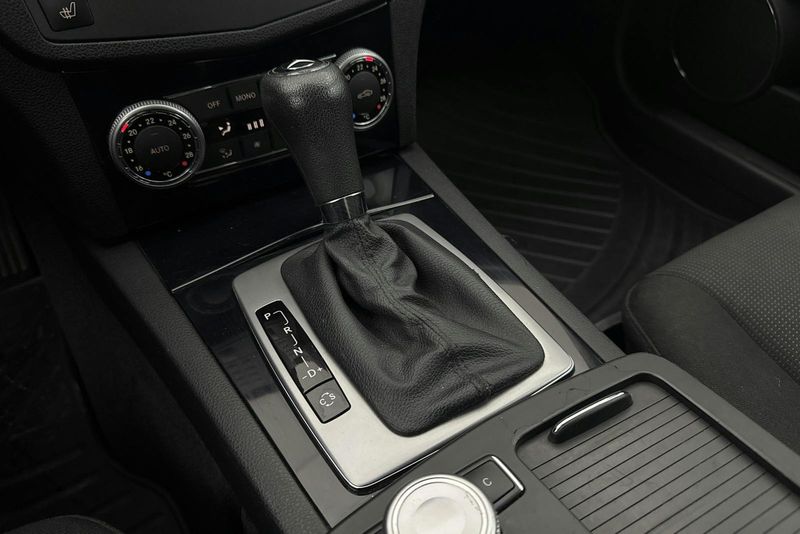 Mercedes C180 bild 12