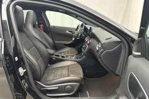 Mercedes A45 AMG bild 7