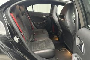 Mercedes A45 AMG bild 8