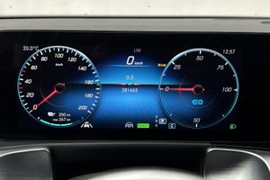Mercedes EQB250+ bild 10