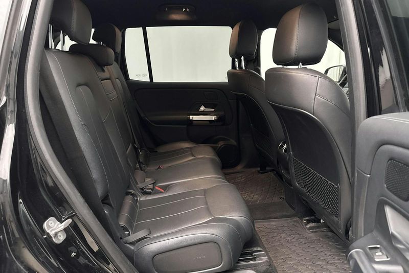 Mercedes EQB250+ bild 8