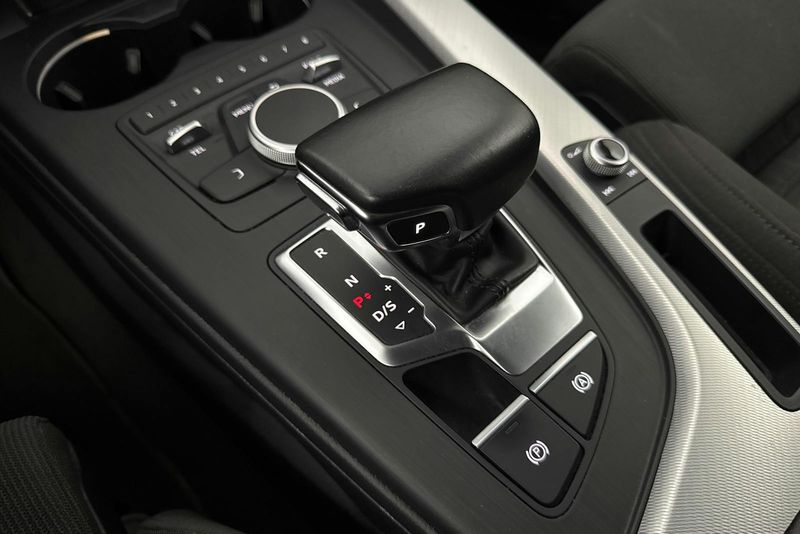 Audi A4 bild 13