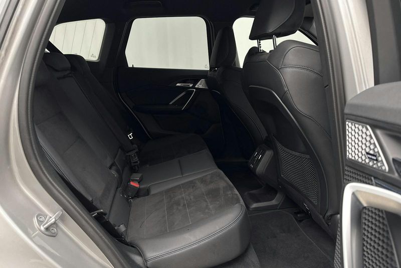 BMW X1 bild 8