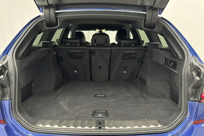 BMW 320 bild 9