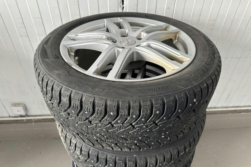 BMW 320 bild 18