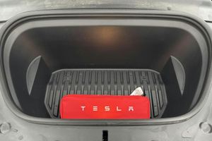 Tesla Model Y bild 9