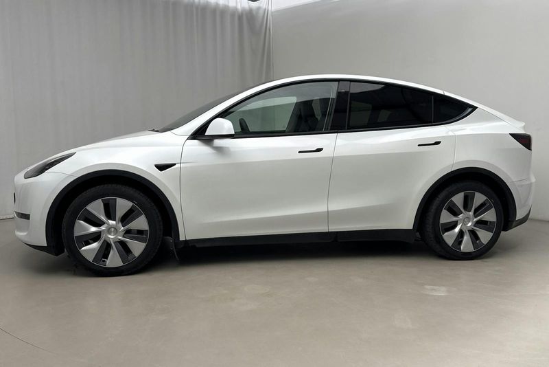 Tesla Model Y bild 2