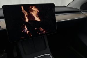 Tesla Model Y bild 18
