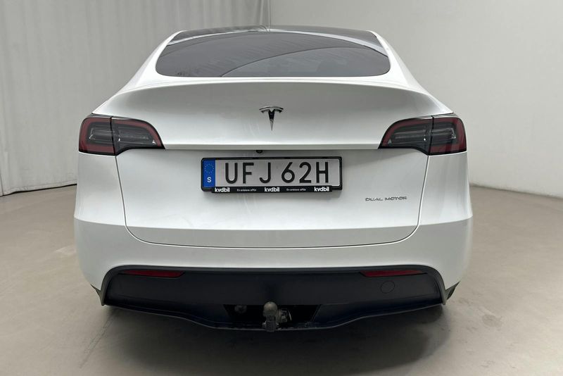 Tesla Model Y bild 5
