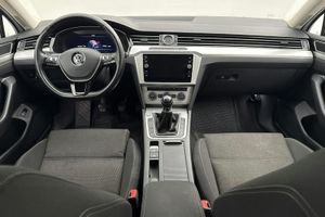 Volkswagen Passat bild 6