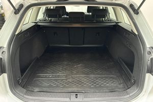 Volkswagen Passat bild 10