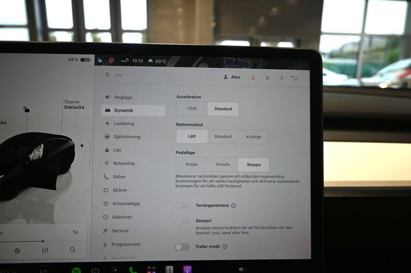 Tesla Model Y bild 23