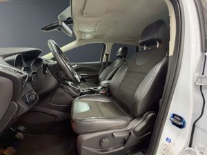 Ford Kuga bild 9