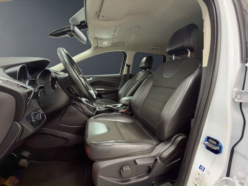 Ford Kuga bild 9