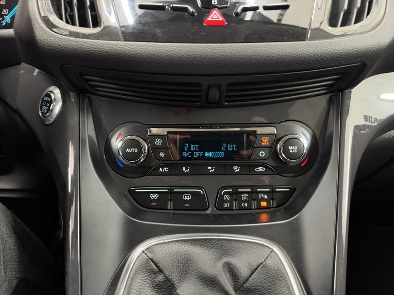 Ford Kuga bild 15