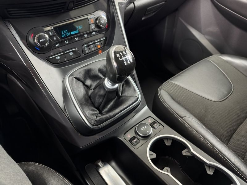 Ford Kuga bild 16
