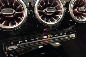 Mercedes CLA250 bild 13