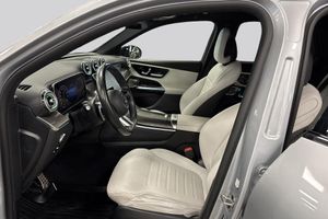 Mercedes GLC300 bild 8