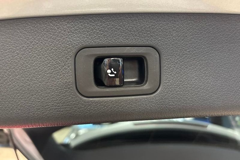 Mercedes GLC300 bild 16