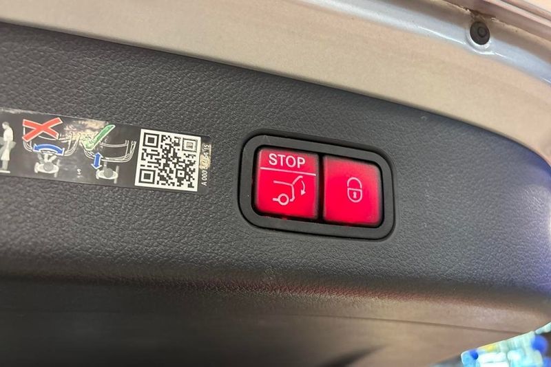 Mercedes GLC300 bild 15