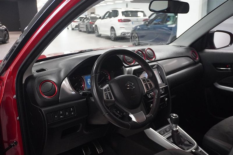 Suzuki Vitara bild 4