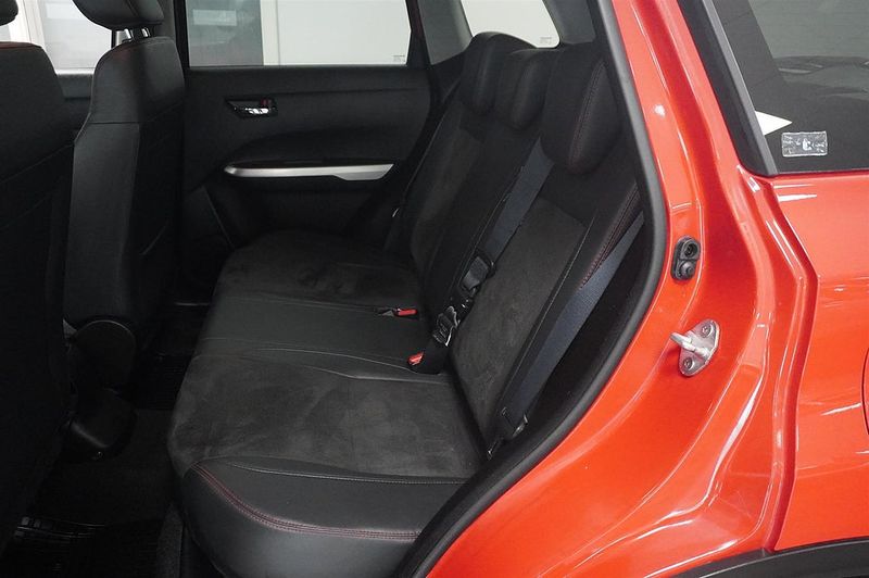 Suzuki Vitara bild 8