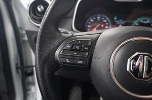 MG ZS EV bild 13
