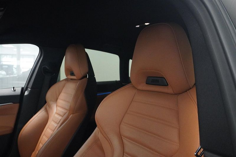 BMW i4 bild 8
