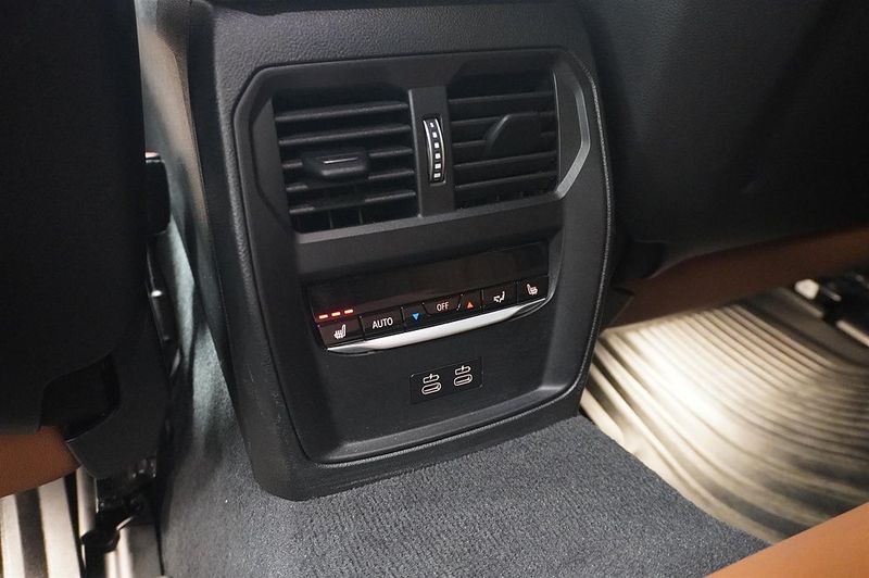 BMW i4 bild 13