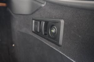 BMW i4 bild 11