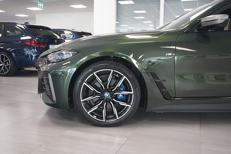 BMW i4 bild 3
