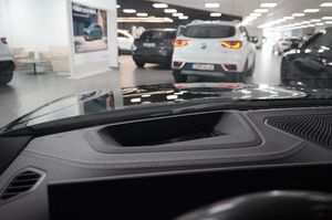 BMW i4 bild 19