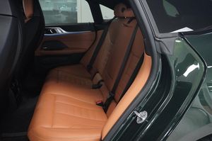 BMW i4 bild 9